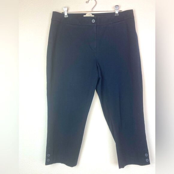 Talbots NWOT stretch twill curvy petites cropped Capri pants w/ buttons on leg - Picture 2 of 10